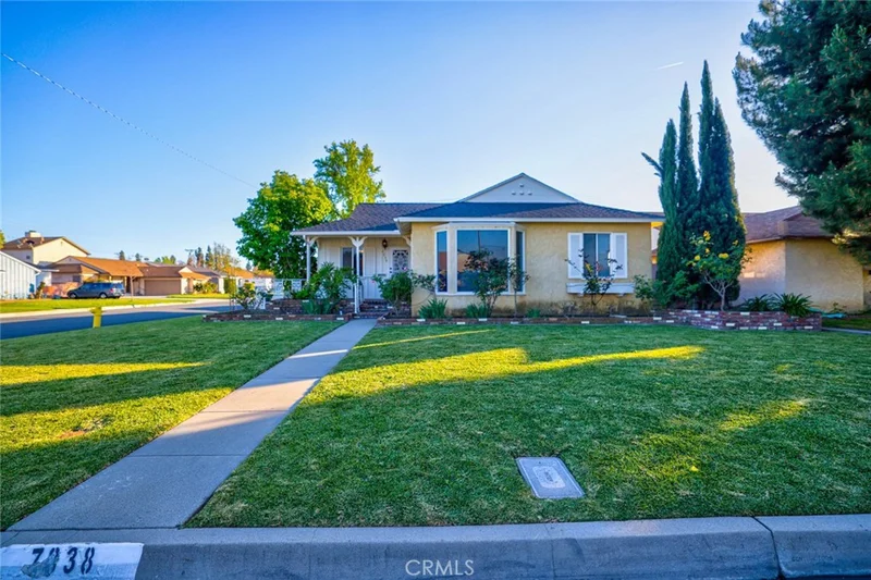 7838 Comolette Street, Downey, CA 90242