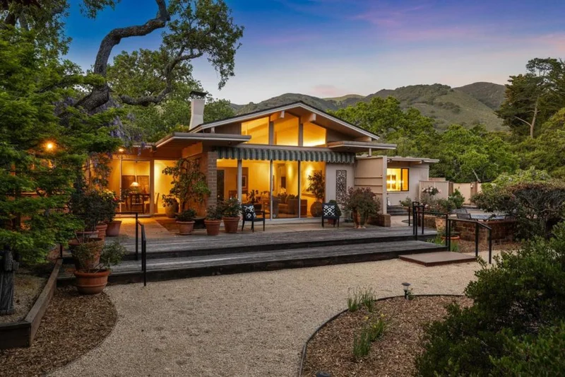 19 Ring Lane, Carmel Valley, CA 93924