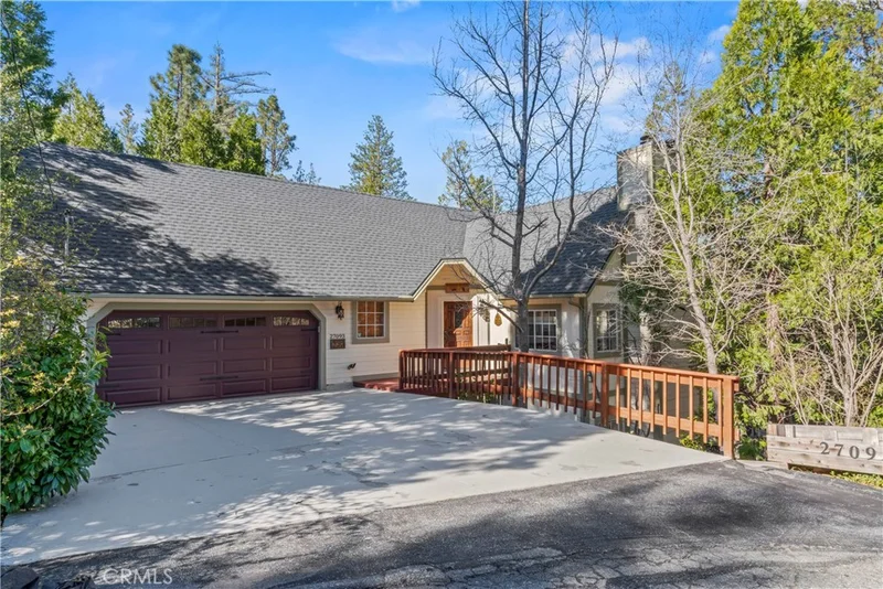 27093 Teakwood Court, Lake Arrowhead, CA 92352