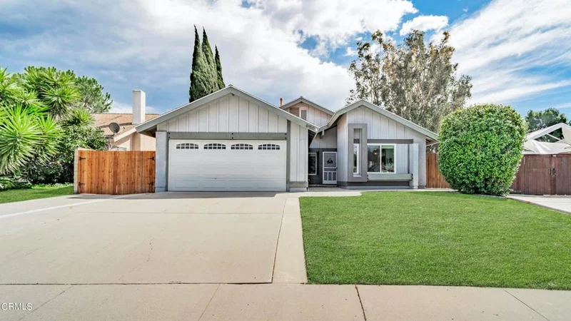 6150 Calle Bodega, Camarillo, CA 93012