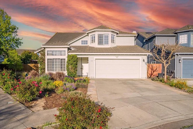 23 Penwick Circle, Salinas, CA 93906