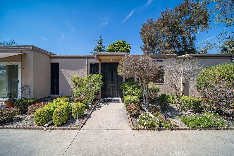 1841 St. John Road 39C - M15, Seal Beach, CA 90740