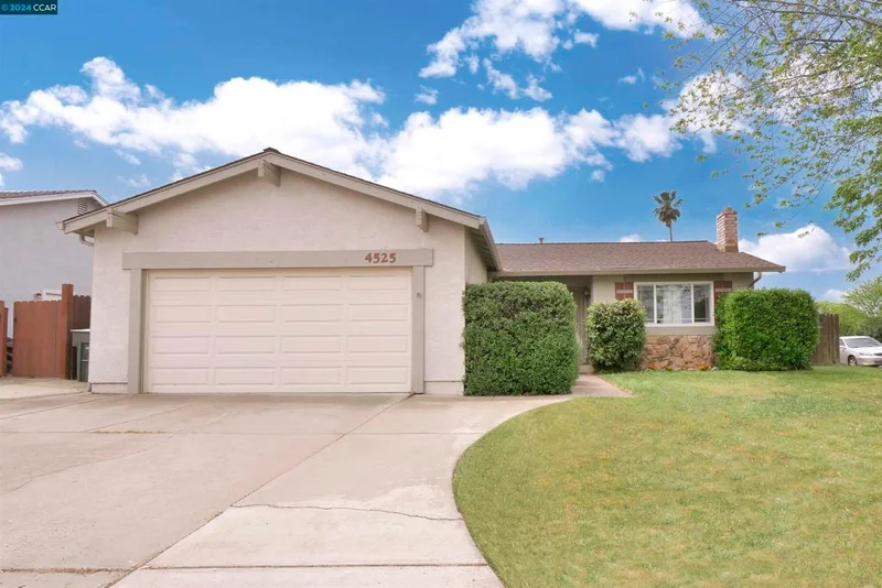 4525 Tokay Dr, Oakley, CA 94561