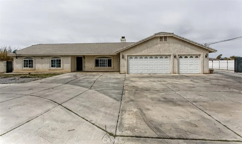 8666 3rd Avenue, Hesperia, CA 92345