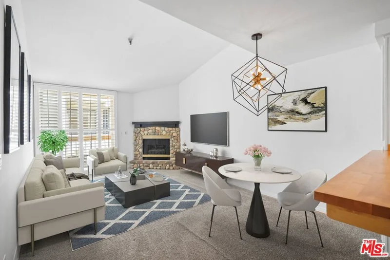 5143 Bakman Avenue 416, North Hollywood, CA 91601