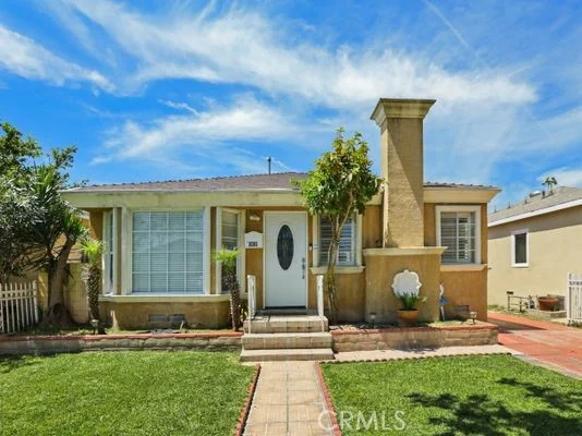 10303 Virginia Avenue, South Gate, CA 90280