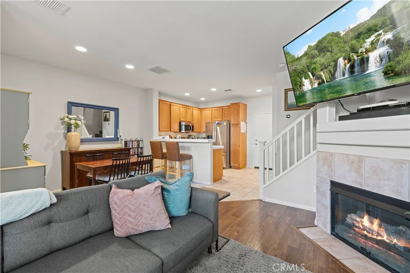 25755 Perlman Place D, Stevenson Ranch, CA 91381