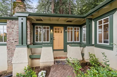555 Summit Springs Road