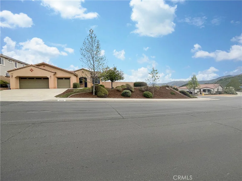 29455 Mcvicker Canyon Park Road R, Lake Elsinore, CA 92530