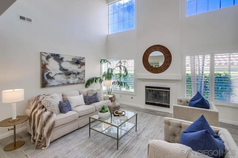 11833 Caminito Corriente, San Diego, CA 92128