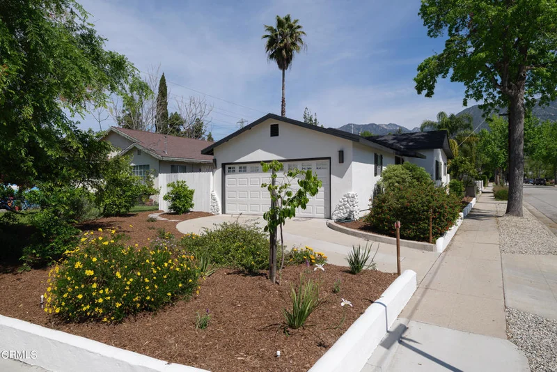 425 Vineyard Place, Pasadena, CA 91107