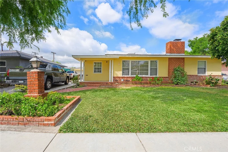 563 S Grove Avenue, Anaheim, CA 92805