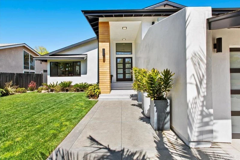 3024 Azahar Court, Carlsbad, CA 92009