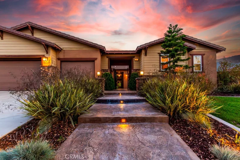 11325 Live Oak Way, Corona, CA 92883