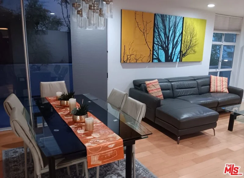 850 S Shenandoah Street 104, Los Angeles, CA 90035