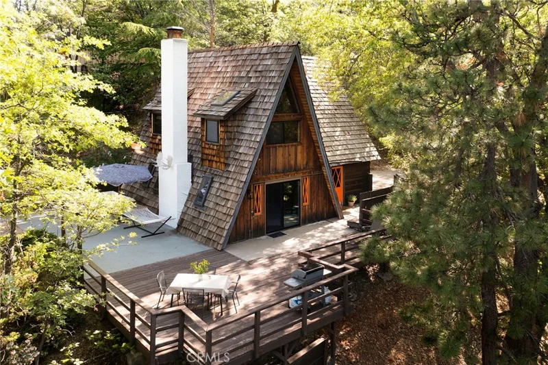 27580 N Bay Road, Lake Arrowhead, CA 92352