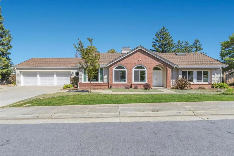11570 Upland Way, Cupertino, CA 95014