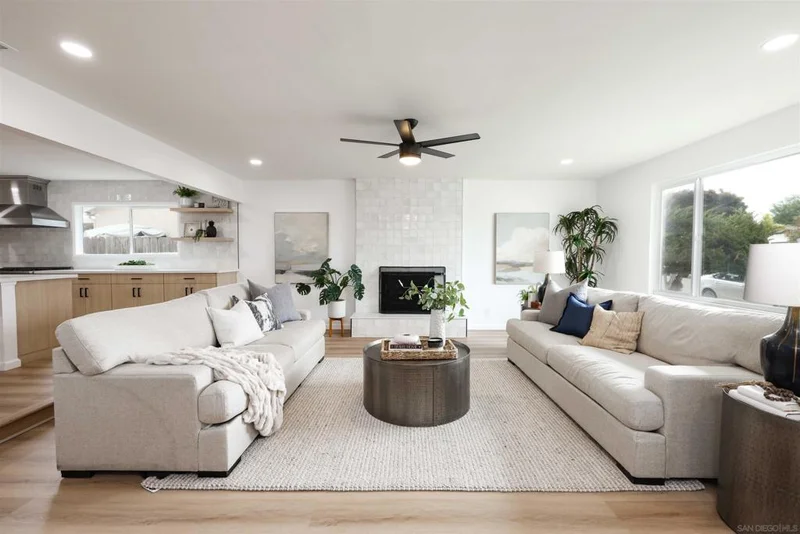 8654 Hebrides, San Diego, CA 92126