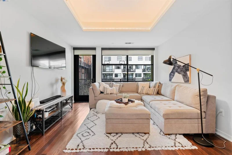 875 Indiana St 326, San Francisco, CA 94107