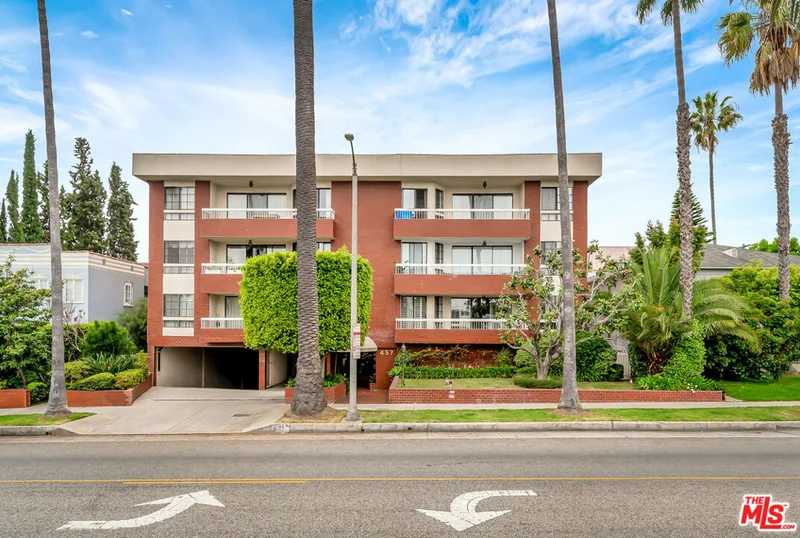 457 N Doheny Drive 102, Beverly Hills, CA 90210