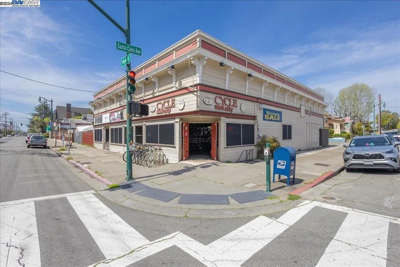 1429 High St, Alameda, CA 94501
