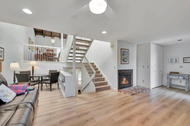 453 S Sierra Avenue 160, Solana Beach, CA 92075
