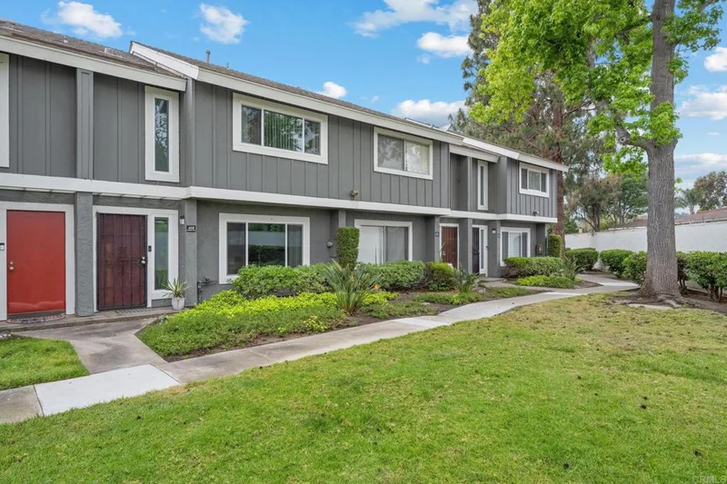 410 Woodpark Way, Oceanside, CA 92058