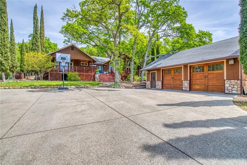 18968 North Shore Drive, Hidden Valley Lake, CA 95467