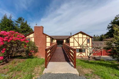 33451 Little Valley Road photo 2