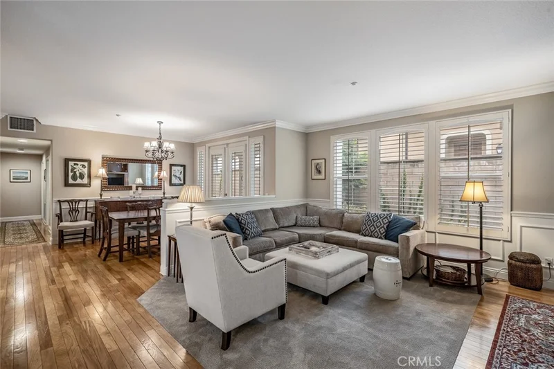 63 Olivehurst, Irvine, CA 92602
