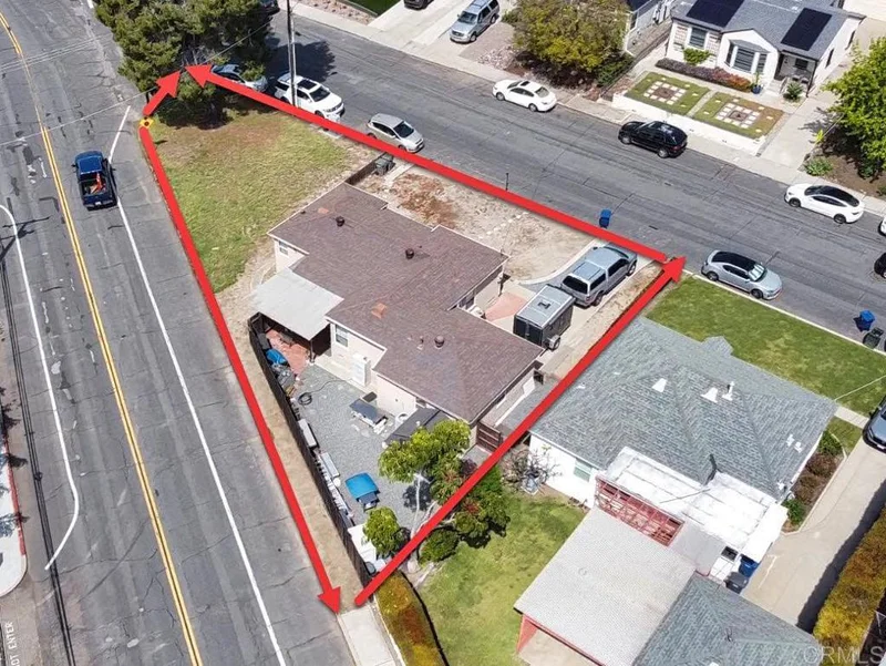 8811 Madison Avenue, La Mesa, CA 91941