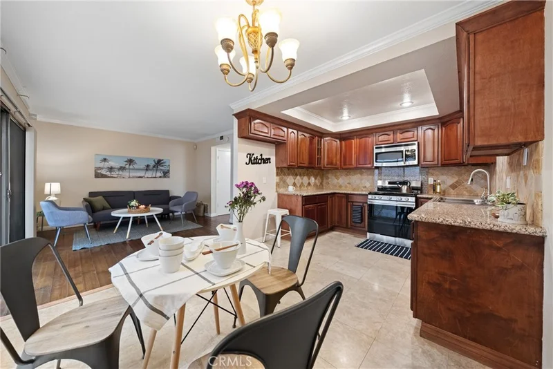 30 Candlewood Way, Buena Park, CA 90621