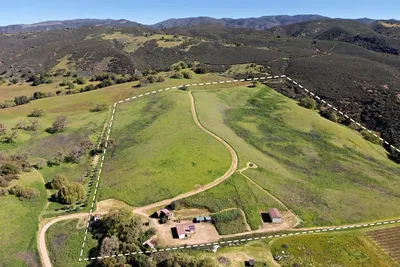 42513 Carmel Valley Road