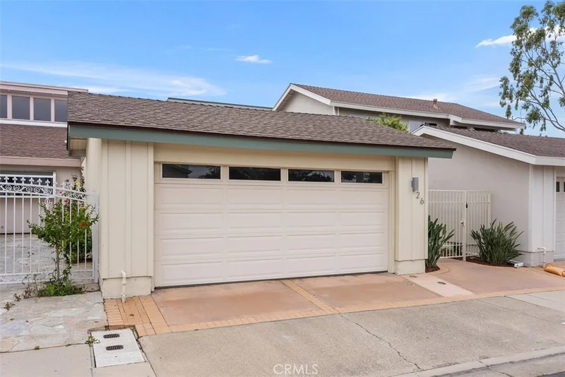 26 Spicewood Way, Irvine, CA 92612