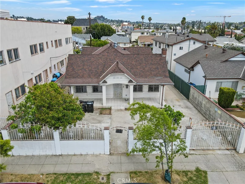 1178 N Edgemont Street, Los Angeles, CA 90029