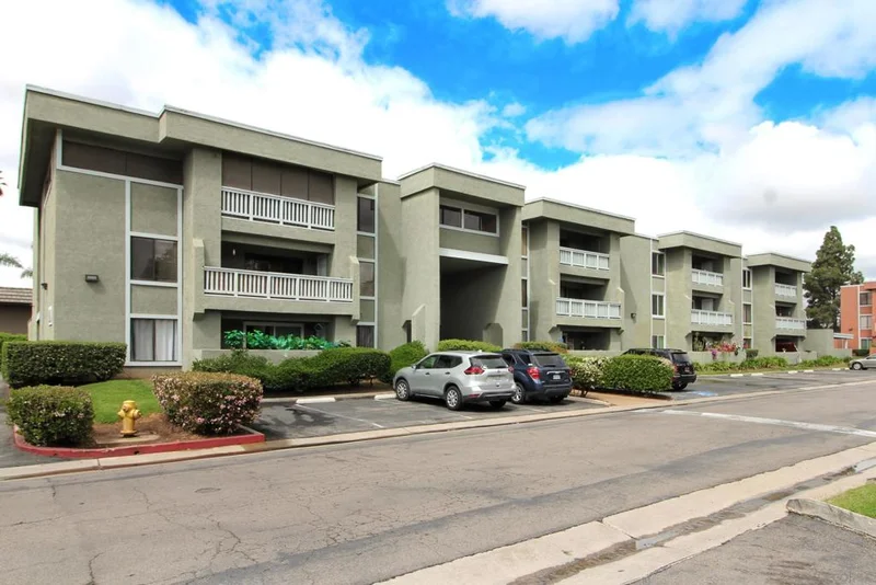 1020 E Washington Ave 93, Escondido, CA 92025