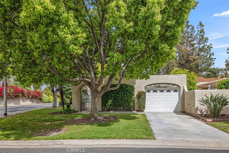 5503 Paseo Del Lago W A, Laguna Woods, CA 92637