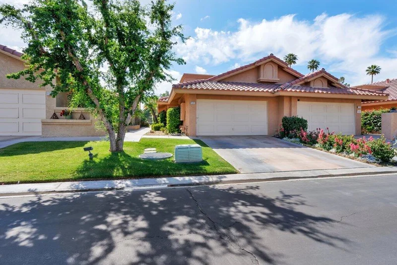 41261 Woodhaven Drive W, Palm Desert, CA 92211
