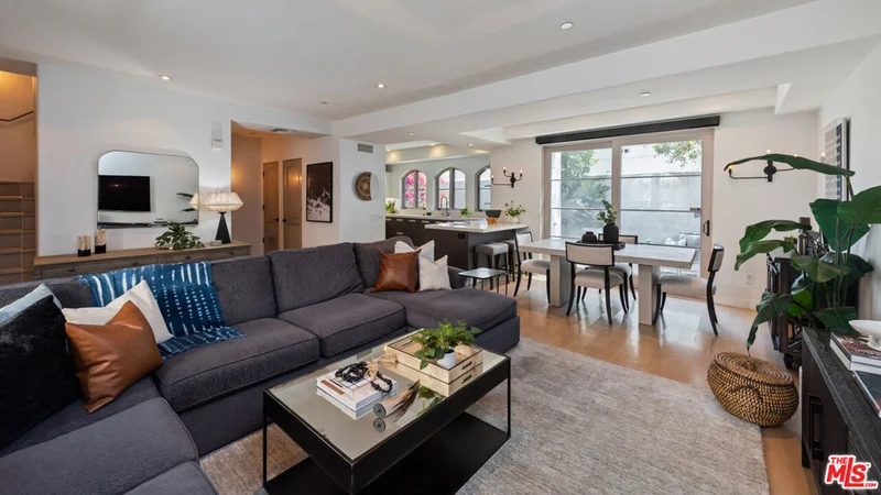 1253 17th Street 102, Santa Monica, CA 90404
