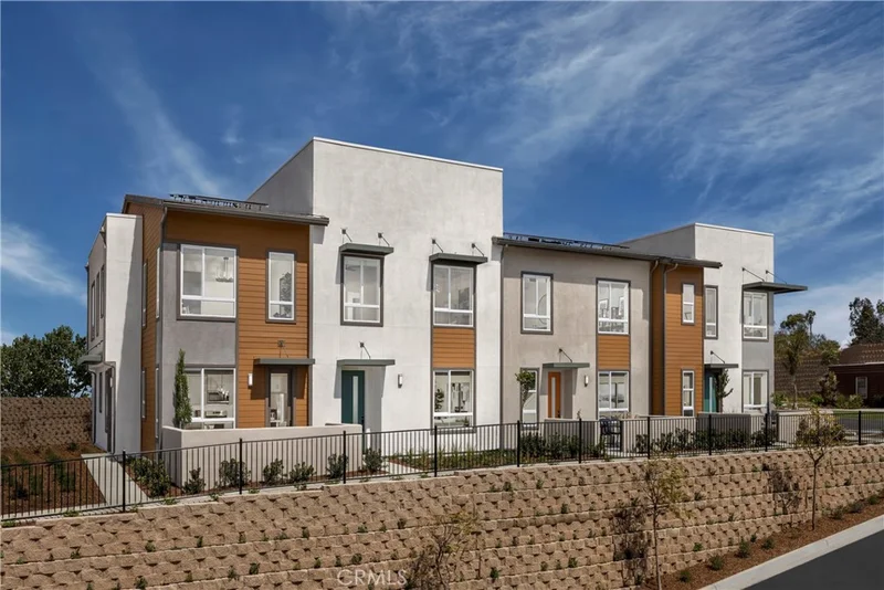 1010 Logan Lane, Vista, CA 92081