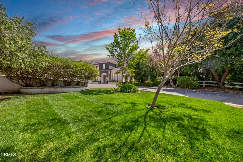 11251 Redbarn Road, Camarillo, CA 93012