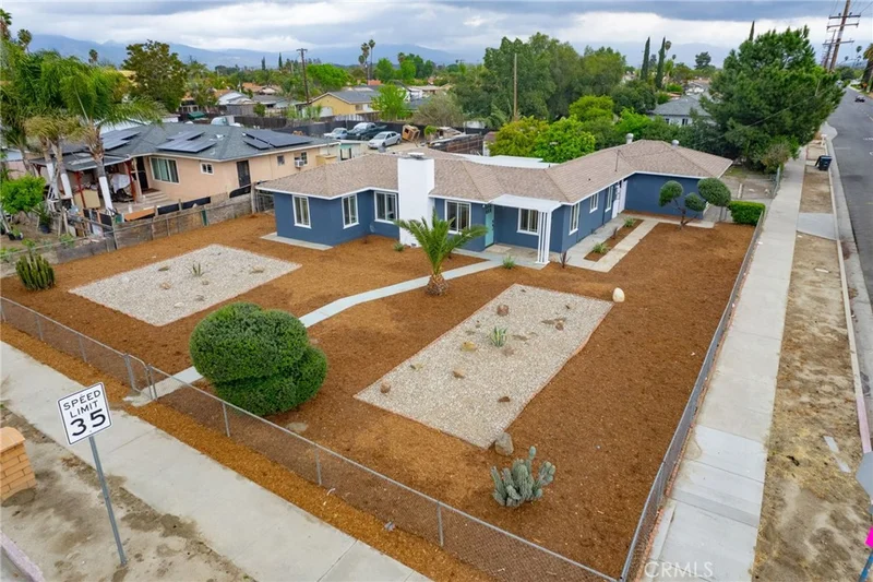 890 S State Street, Hemet, CA 92543