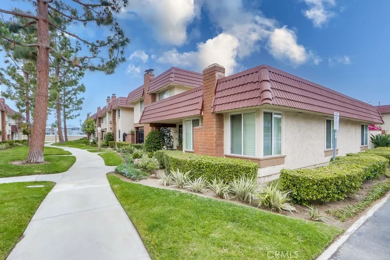 11458 Pinckney Way, Cypress, CA 90630