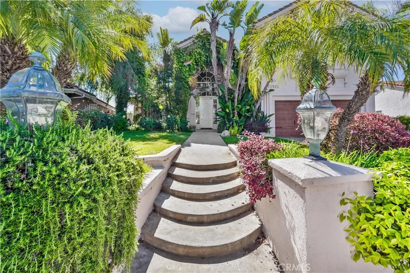 22522 Flamingo Street, Woodland Hills, CA 91364