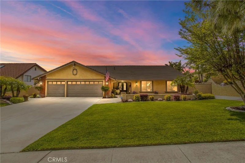 2279 N Campus Avenue, Upland, CA 91784