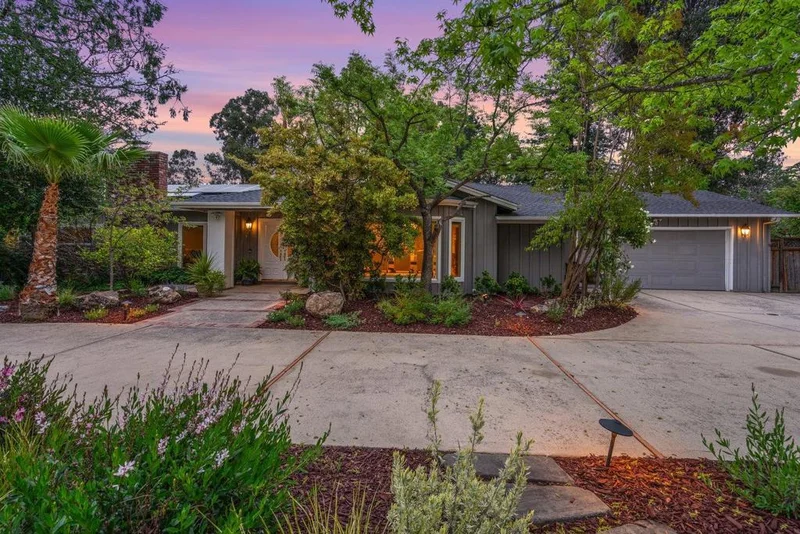 25594 Elena Road, Los Altos Hills, CA 94022