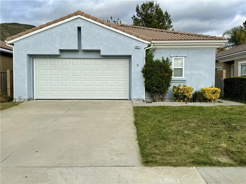 907 Bergamo Avenue, San Jacinto, CA 92583