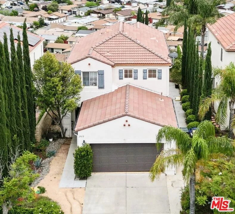 27652 Redwood Way, Castaic, CA 91384