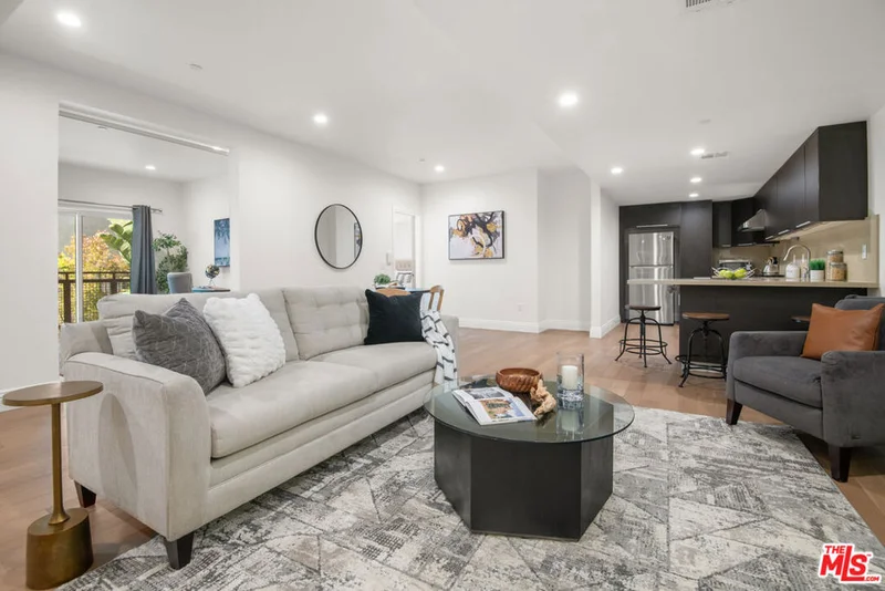 2939 Leeward Avenue 307, Los Angeles, CA 90005