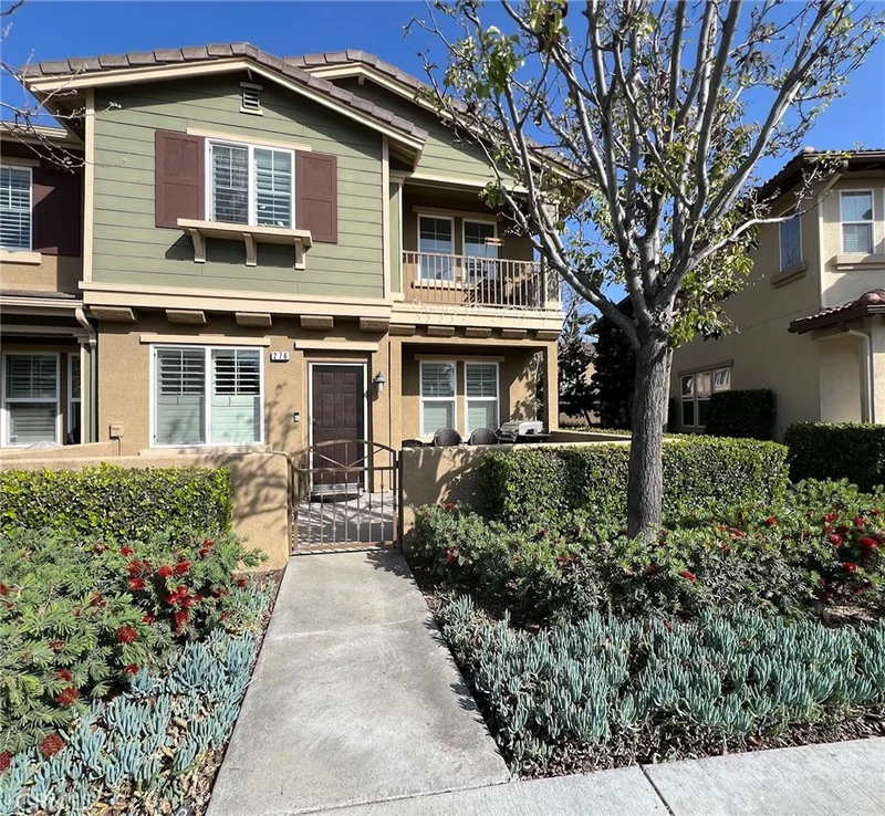 276 W Cork Tree Drive, Orange, CA 92865